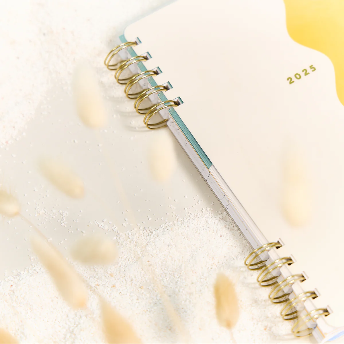 2025–2026 In the Moment Customizable Spiral Planner - Classic Vertical Layout - 12 Months - Image 4