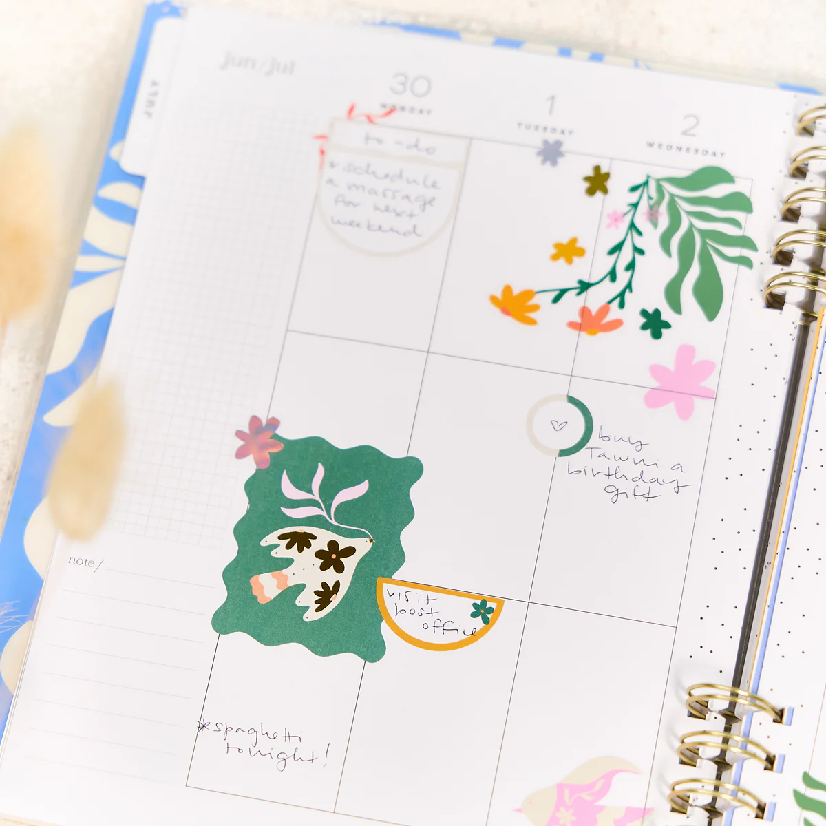 2025–2026 In the Moment Customizable Spiral Planner - Classic Vertical Layout - 12 Months - Image 9