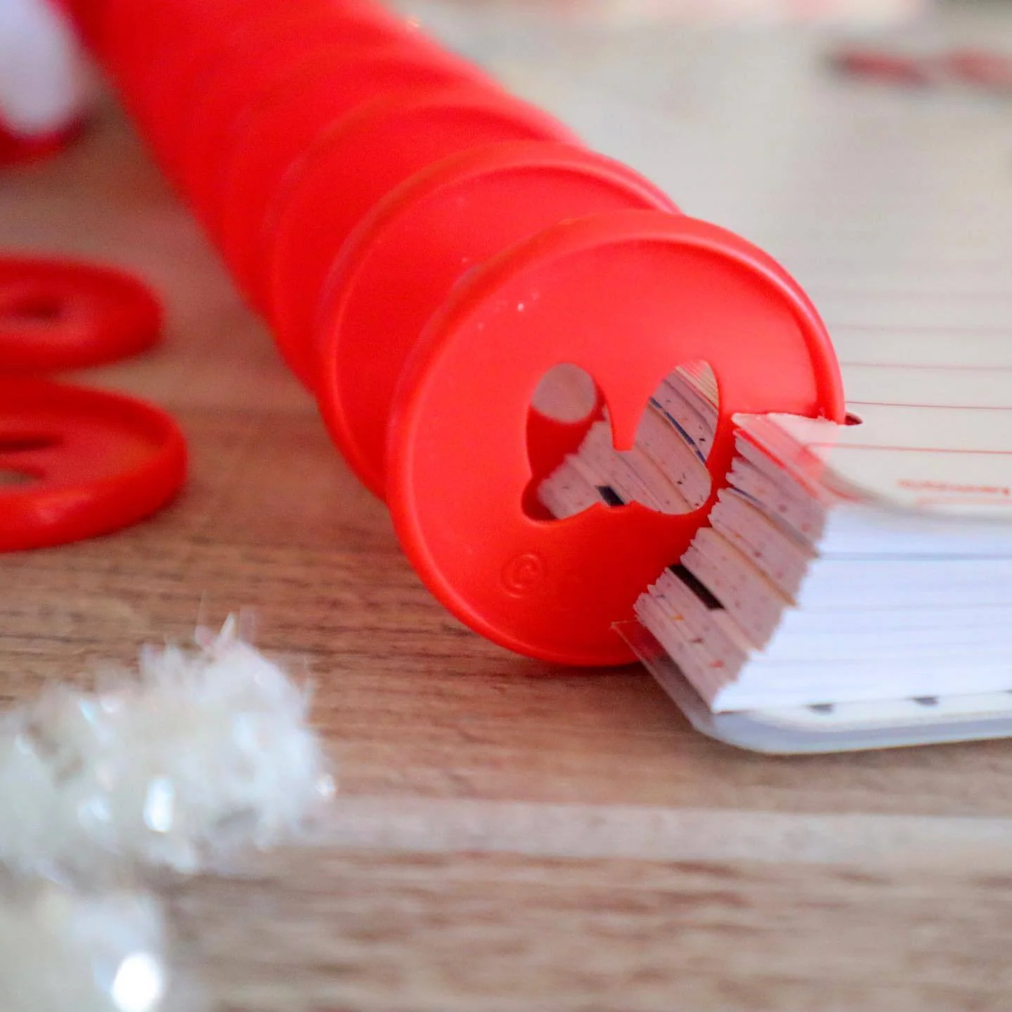 Minnie Mouse Red Bow Medium Plastic Disc Set - Image 2